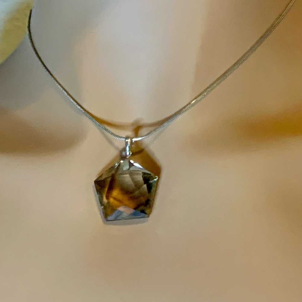 Stunning Smokey Quartz Sterling Pendant w/Chain